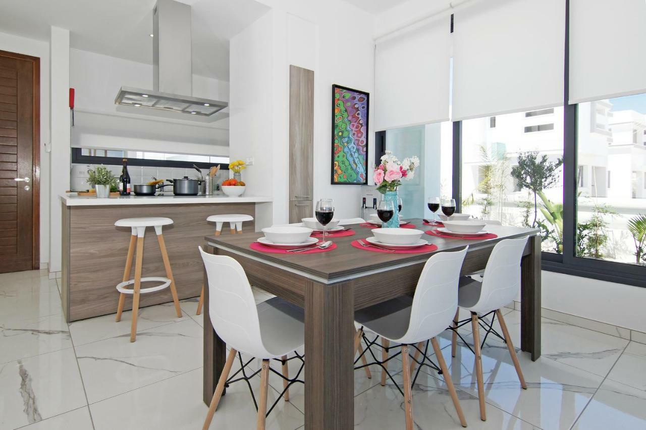 פרוטאראס Villa Melody מראה חיצוני תמונה
